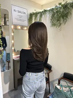 Glossy hair result at Rr SALON AOYAMA 2