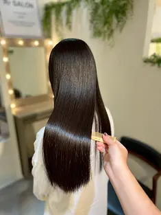 Glossy hair result at Rr SALON AOYAMA 8